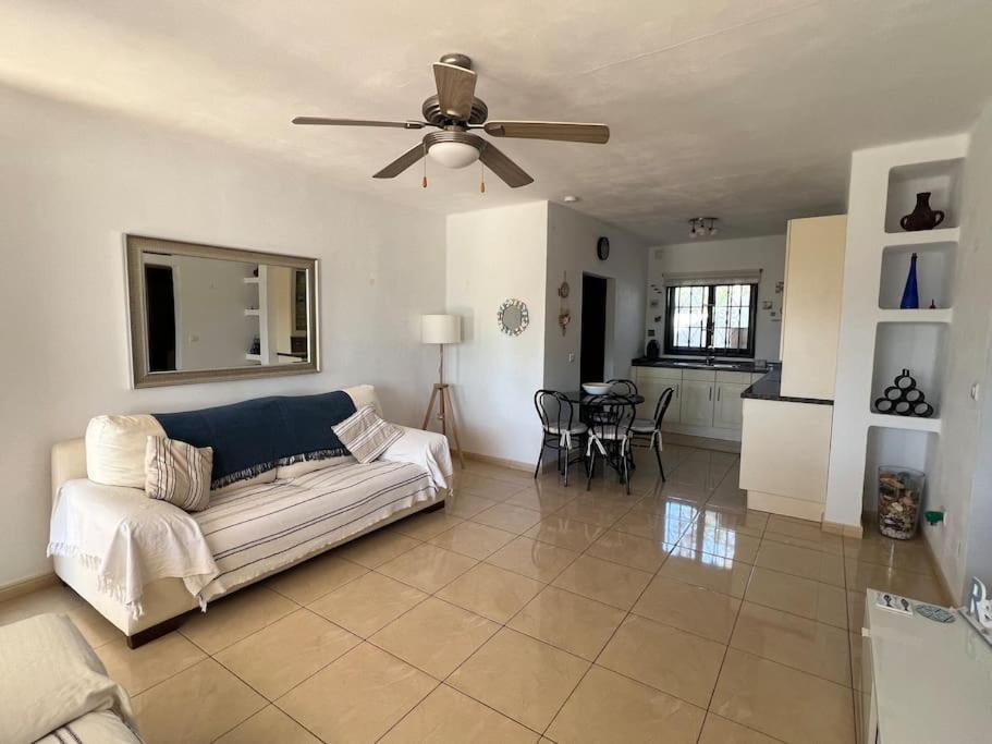 Casa Mo, 2 Bedroom Apartment Close To The Beach プエルト・デル・カルメン エクステリア 写真